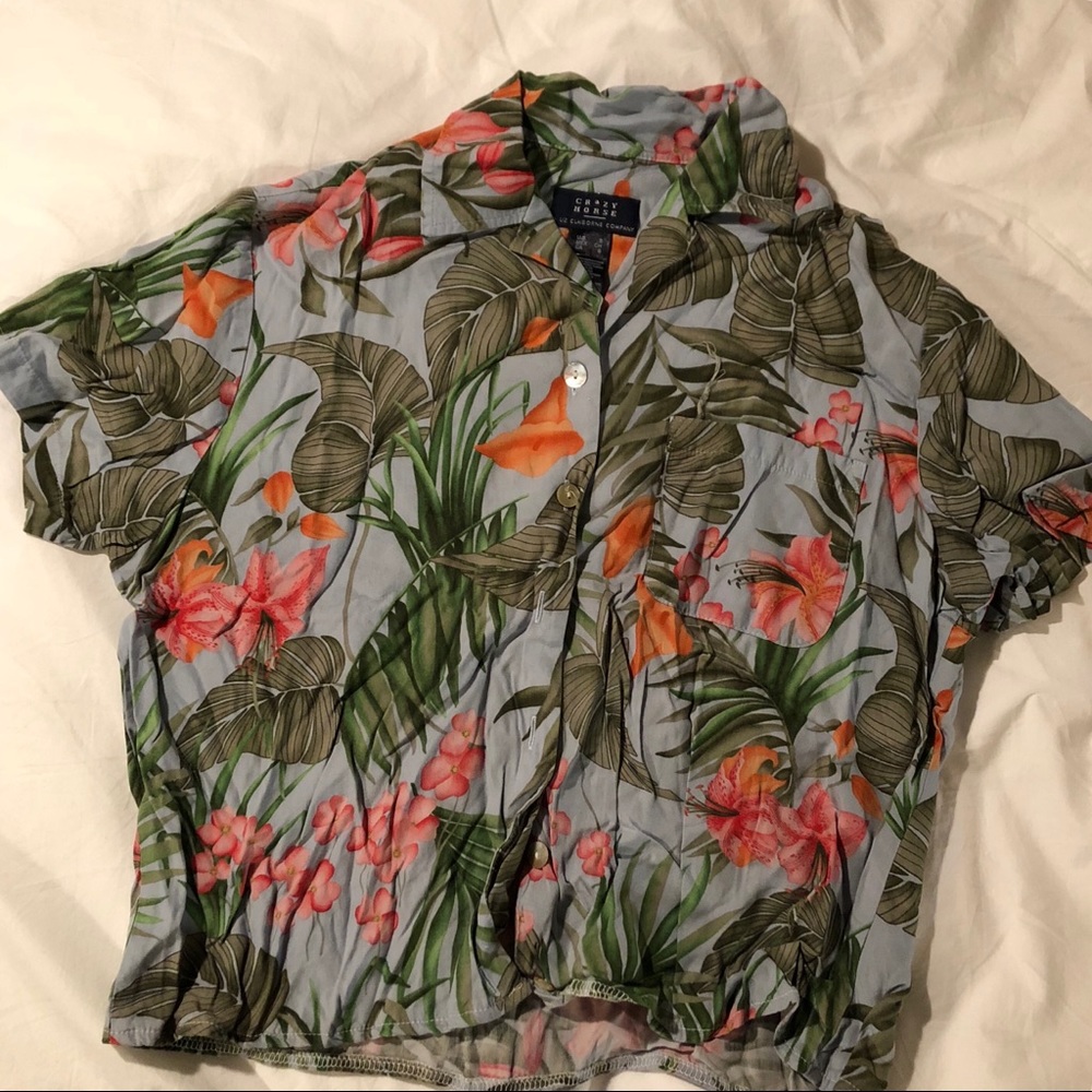 Vintage Hawaiian button up short sleeve tee